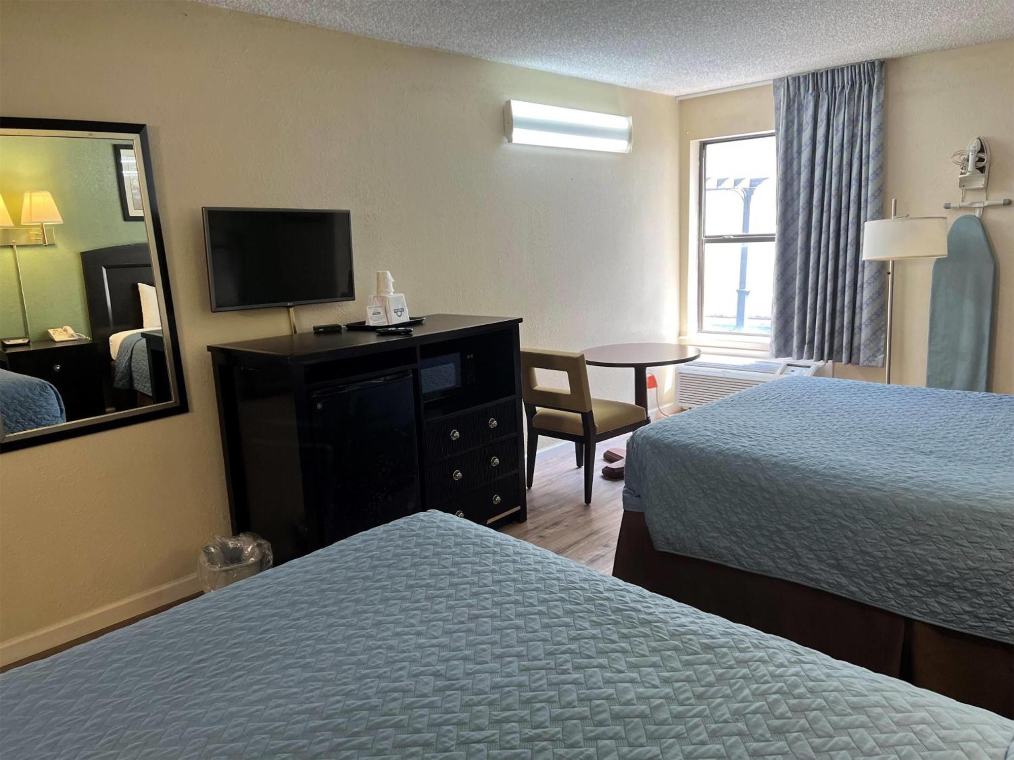 Days By Wyndham Southern Hills/oru Tulsa