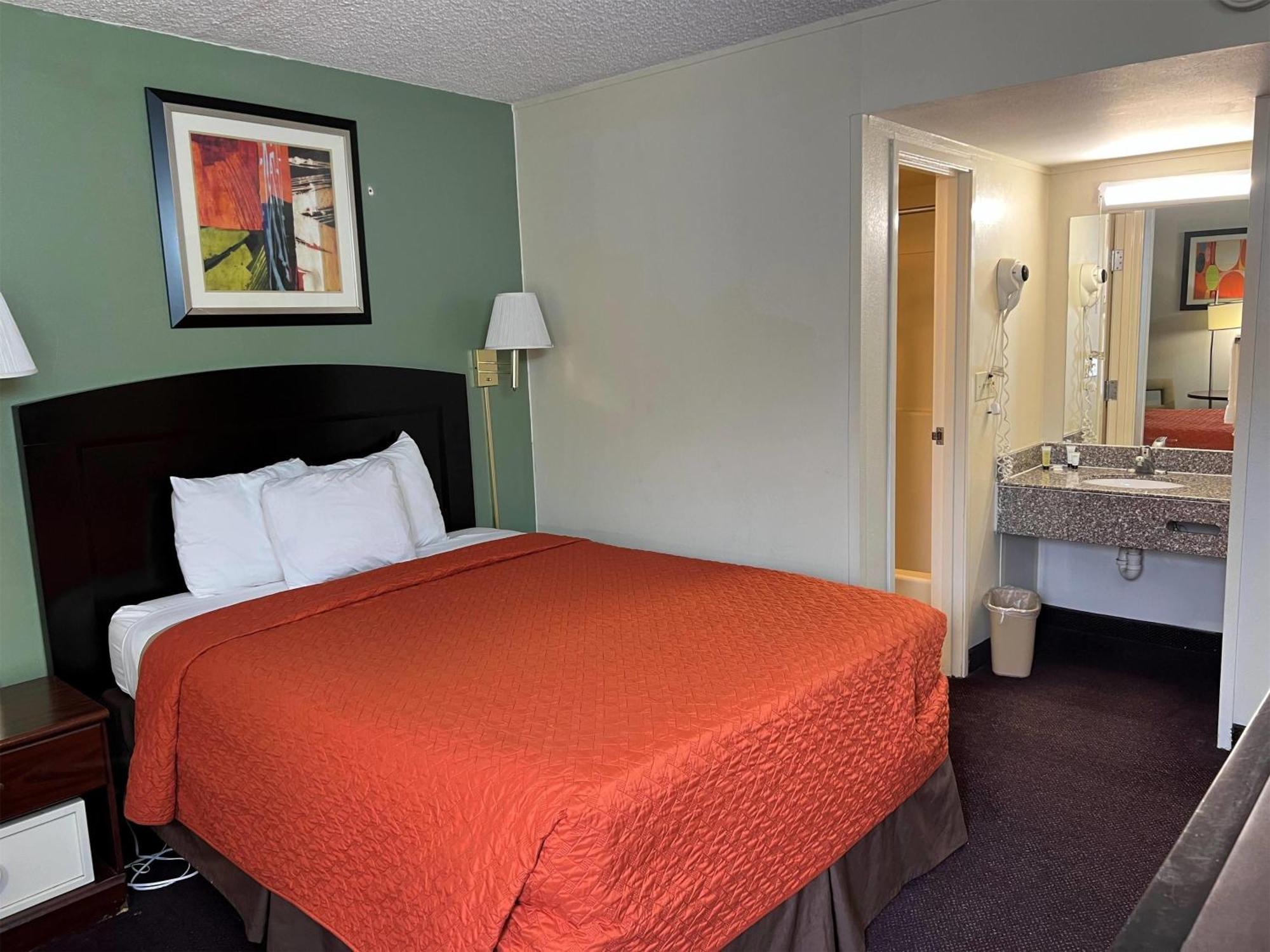 Days By Wyndham Southern Hills/oru 3*